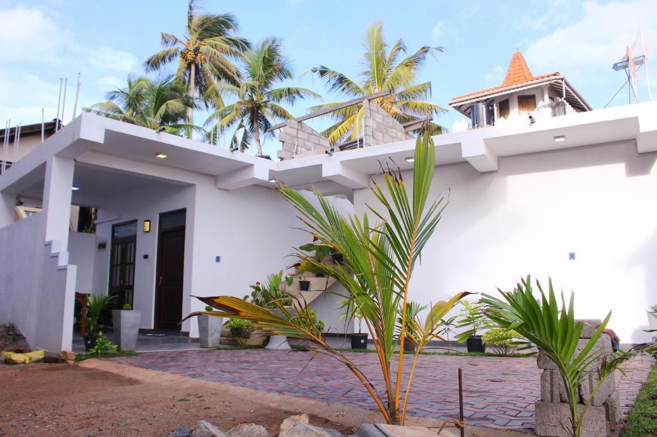 Turtle Reef Guest Acomodação com café da manhã Mirissa Exterior foto